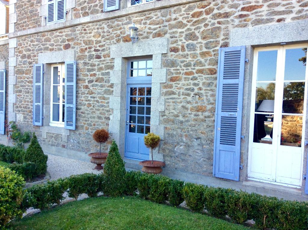 La Gougeonnais Hotel La Richardais Buitenkant foto